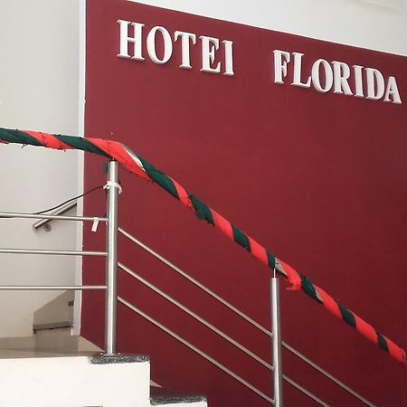 Hotel Florida Saladas Esterno foto