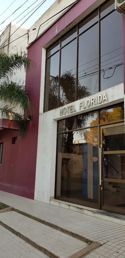 Hotel Florida Saladas Esterno foto